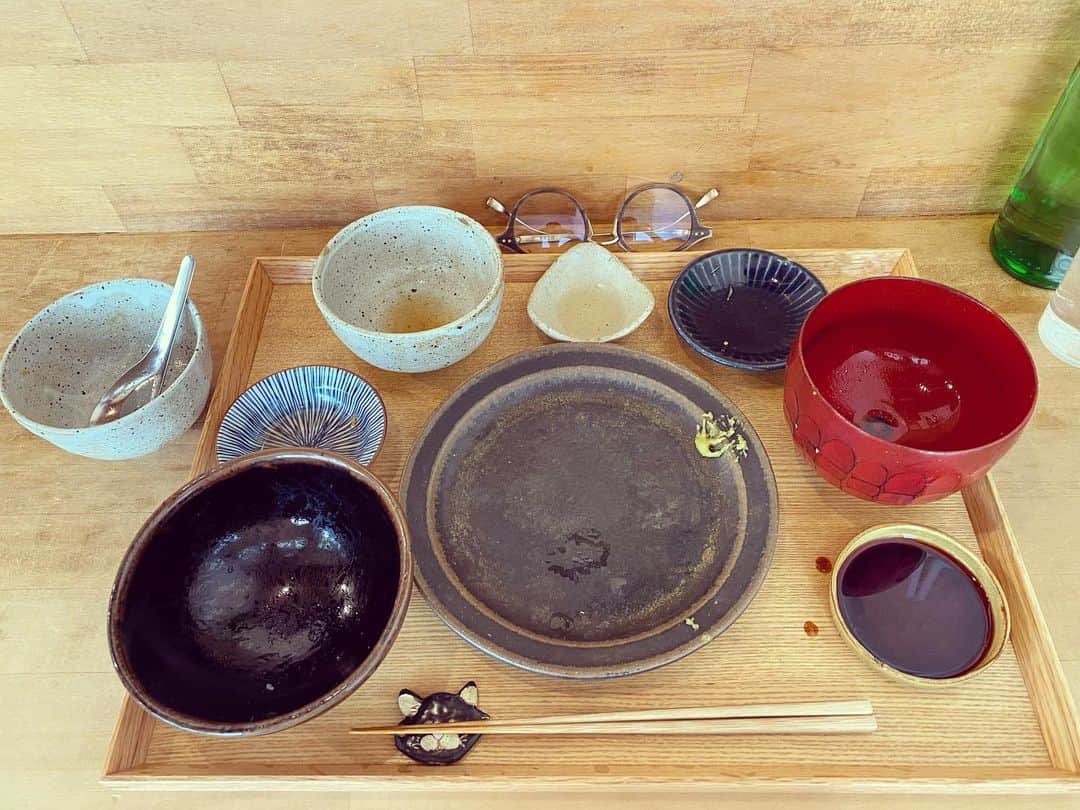なごむさんのインスタグラム写真 - (なごむInstagram)「※ お久しぶりの食前食後。  刺身定食。  #途中で小鉢投入」11月28日 13時42分 - matsumotoooooo