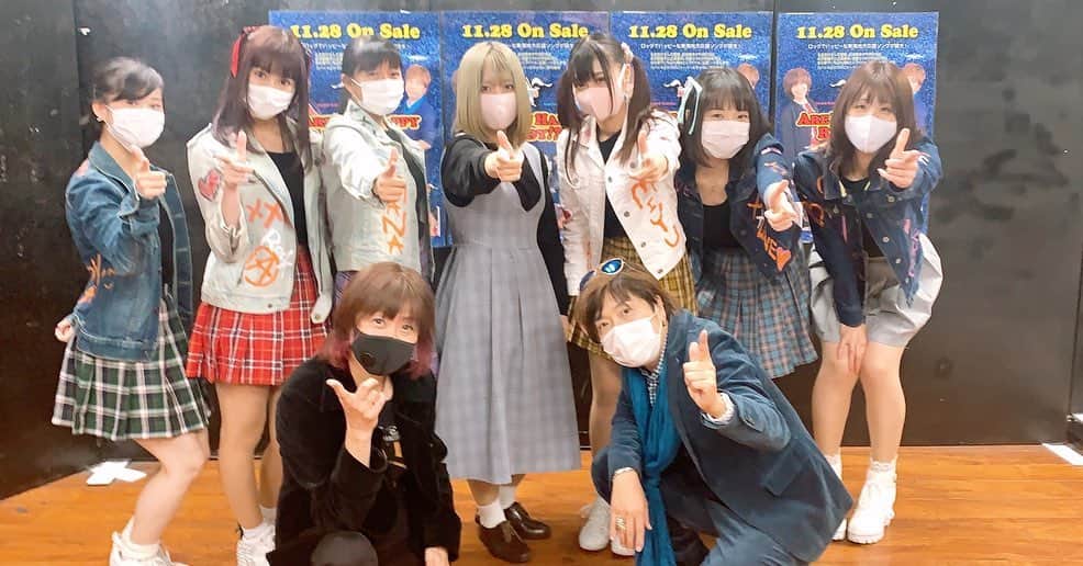 田村直美のインスタグラム：「名古屋キャンペーン2日目 昨日は5年ぶりに小堀さんと再会 「小堀勝啓の新栄トークジャンボリー」は 11/29(日)朝8時くらいの出演です　TAkUちゃんが 骨髄バンクのことを詳しく話してくれます  今日はクリスマスツリー🎄🌟点灯式@植田公園 16時から始まります　私たちは19時くらいに歌います」