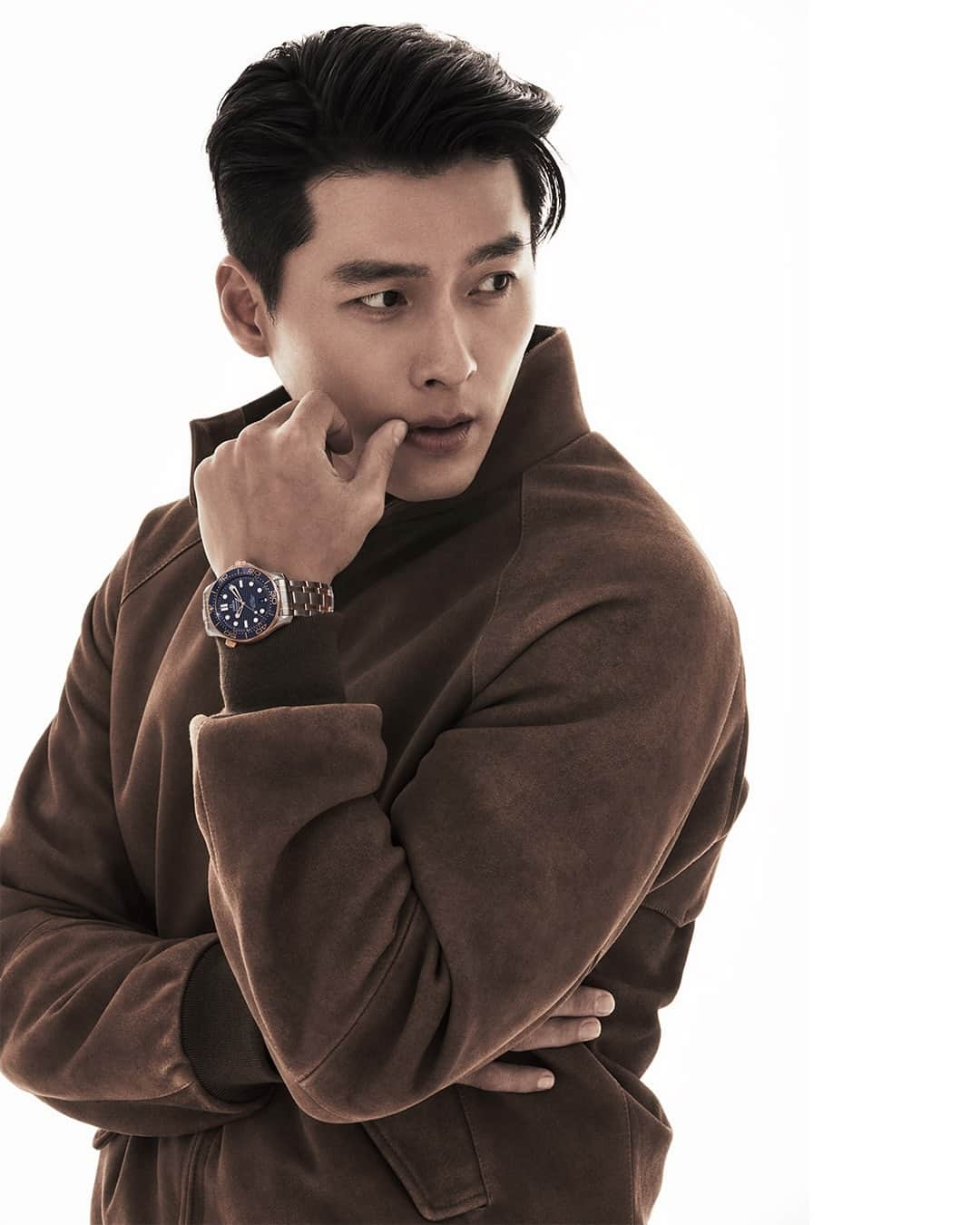 オメガさんのインスタグラム写真 - (オメガInstagram)「#SeamasterDiver The #Seamaster Diver 300M enjoys a starring role alongside actor #HyunBin.」11月29日 1時00分 - omega