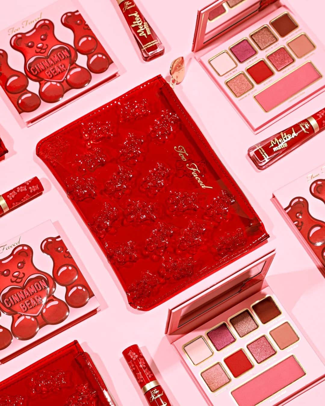 Too Facedのインスタグラム：「Take your glam from day to night while looking like serious eye candy with our Cinnamon Bear Makeup Set. 🔥 This sweet & spicy set includes an eyeshadow palette, a blush, and a Melted Matte Lipstick! Available @Sephora! #toofaced」