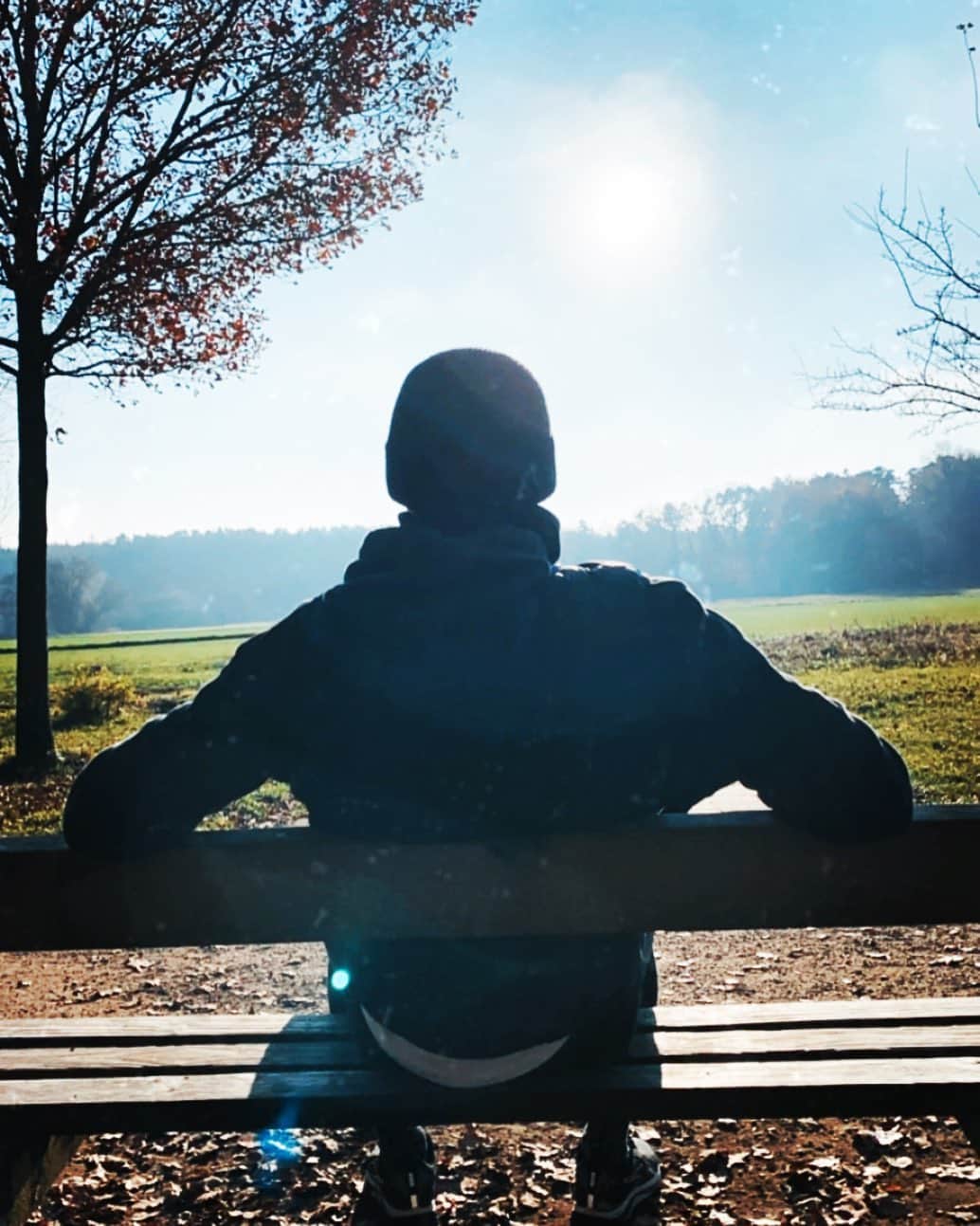 ロベルト・ヒルバートのインスタグラム：「Enjoy every moment #enjoy #every #moment #happy #saturday #familyday #winter #cold #sun #focus #silence #nature #neverstopdreaming #goodvibes #positivevibes #fresh #trip #today」