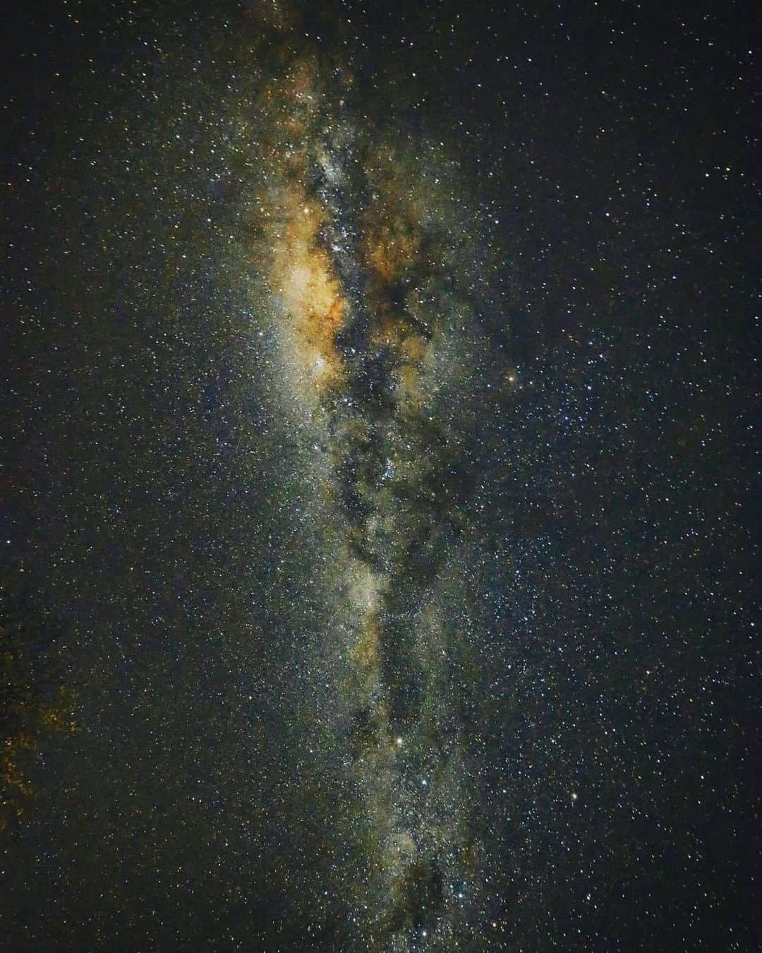 Canon UKさんのインスタグラム写真 - (Canon UKInstagram)「Astrophotography allows your imagination to run wild, especially when trying to decipher images.  What interesting shapes and forms do you see in this incredible shot by @nature.plot? Let us know in the comments below.  Camera: EOS 80D Lens: EF-S 10-18mm f/4.5-5.6 IS STM at 10mm - #canonuk #mycanon #canon_photography #liveforthestory #deepsky #deepskyphotography #astrophotography #nightsky #nightphotography #astrophoto」11月28日 23時30分 - canonuk