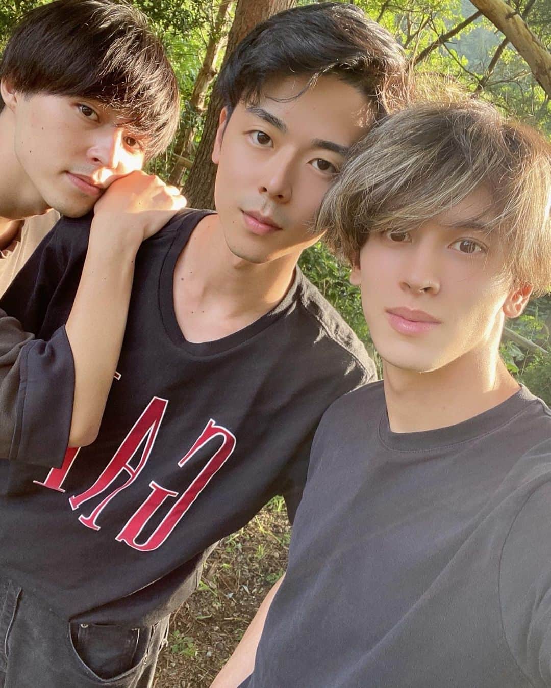 才川コージのインスタグラム：「ドラ恋　10話終了。 ありがとうございました！  残りわずか。 どうなっていくのでしょうか。  明日、朝9時〜 仮面ライダーセイバー　第12章  みてね✌️ これからトレーニングして お風呂入って寝マッスル。 #ドラ恋　#仮面ライダーセイバー #abematv #kamenrider」