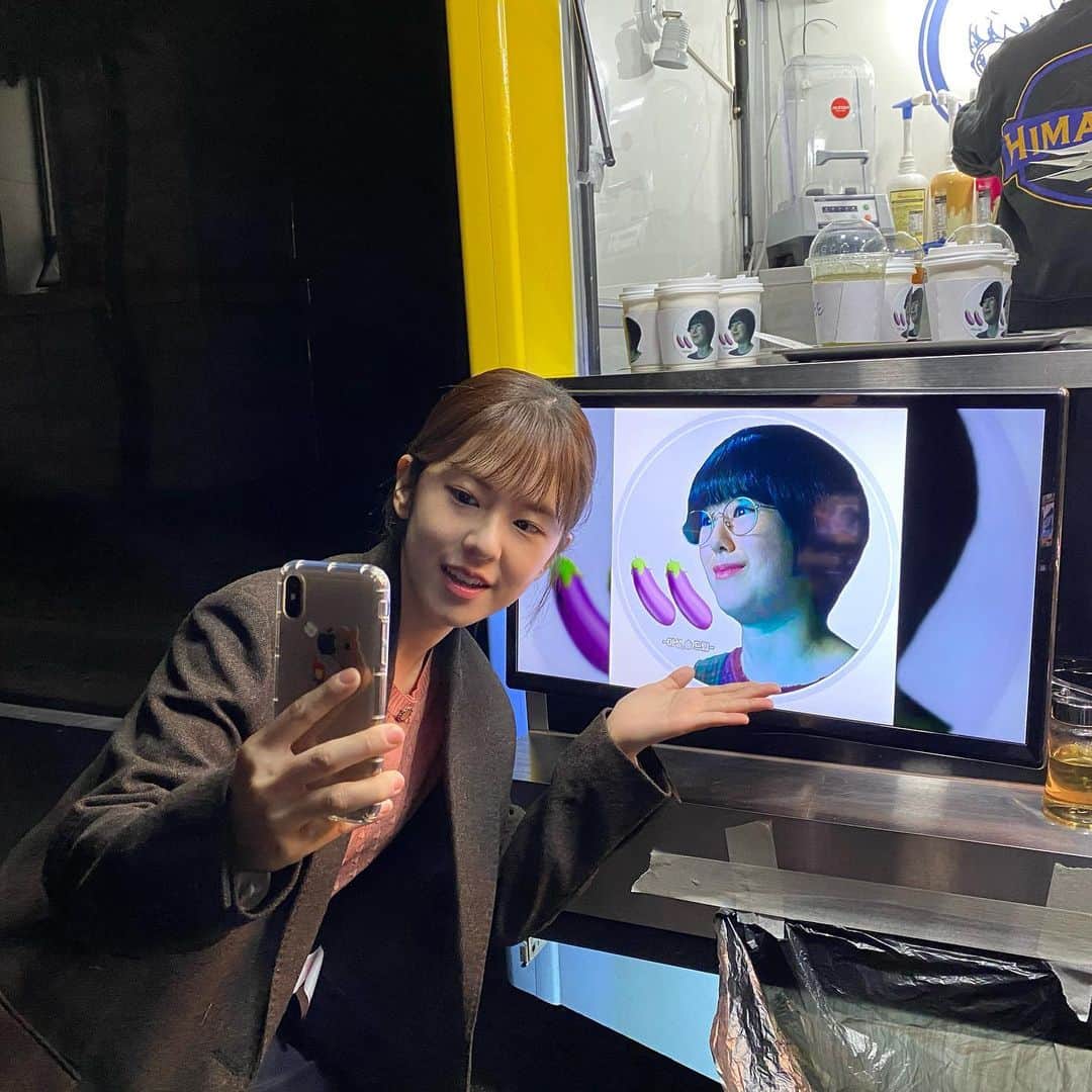 パク・ヘスのインスタグラム：「이 날도! 삼토반즈 언니들 사랑 먹고 든든하게 촬영했지요! 🥰🥰🥰🥰 🍆🍆🍆🍆🍆🍆🍆🍆」