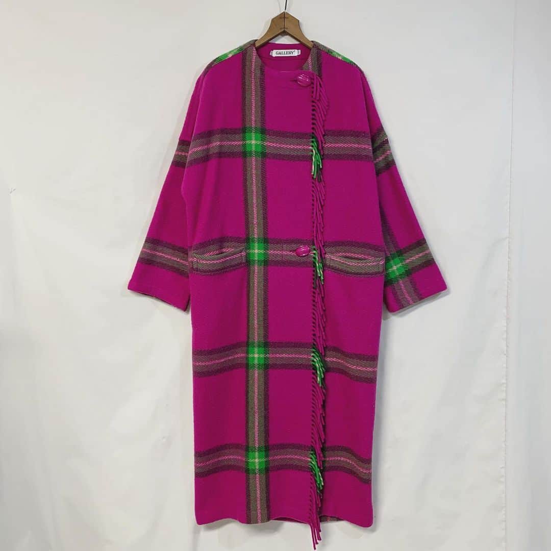 i nouのインスタグラム：「. SOLD.  plaid  fringe wool coat #inou_vintageclothing」