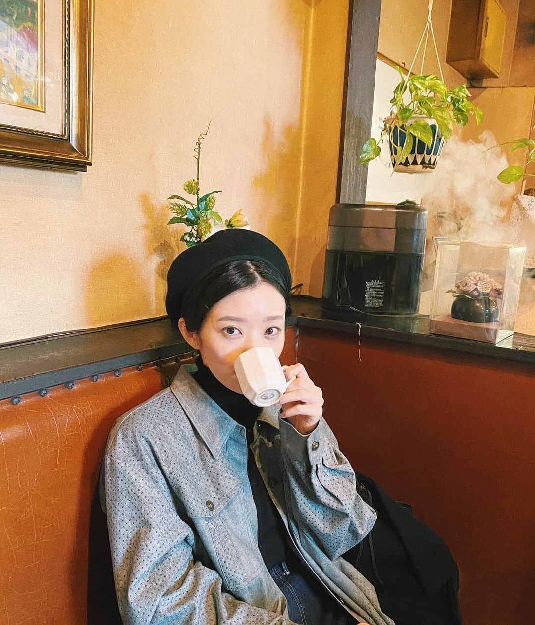 のインスタグラム：「☕️💐」