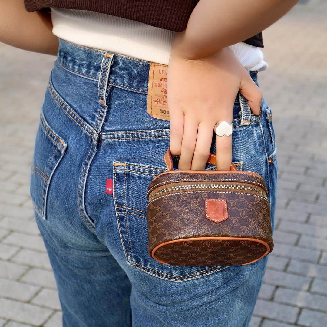 Vintage Brand Boutique AMOREのインスタグラム