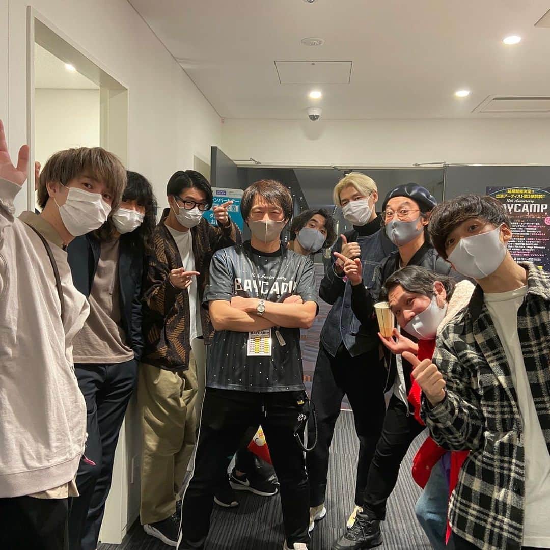 米田貴紀のインスタグラム：「ベイキャンプの思い出📸 Eスポーツの代表選手みたいな青木さん🔥  #baycamp #夜の本気ダンス #thetelephones  #tendouji」