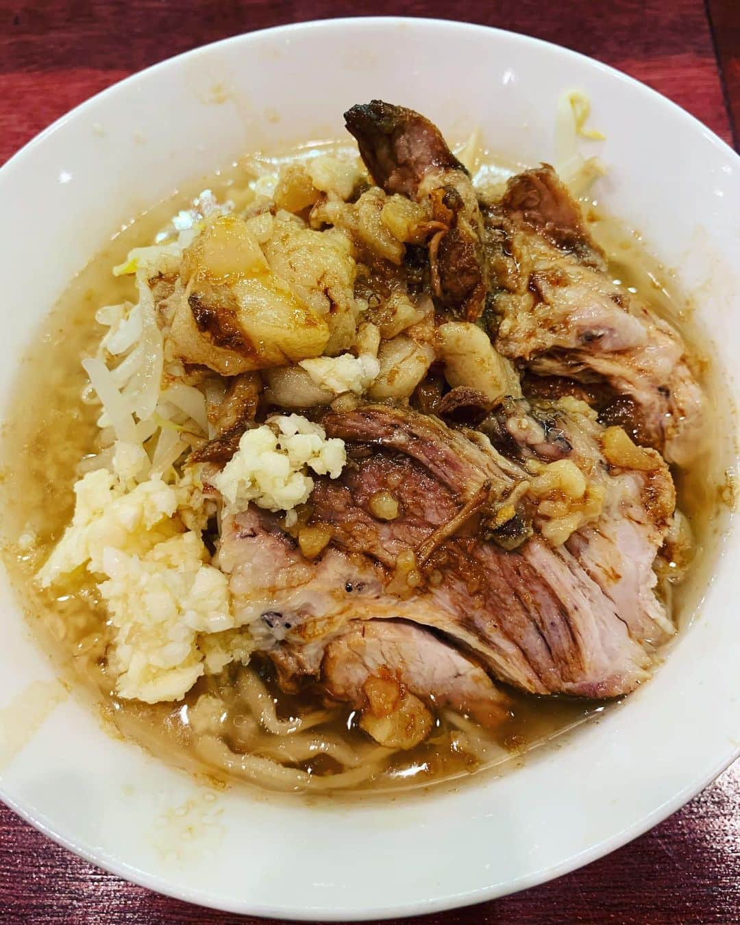 HAYATOのインスタグラム：「福岡県の『夢を語れ』に行って来ました🍜  コテコテの二郎系ラーメンでクセになる美味しさでした😆  アメリカのボストンにもあり、考え方が面白いお店✨✨✨  都道府県に1店舗しか出店でないルールがあるみたいなので、お近くのお店を探して行ってみて下さい🌈  #BRIDGET   #HAYATO   #japan  #岐阜県  #東濃  #恵那市  #福岡  #夢を語れ  #二郎系  #ラーメン  #ジロリアン  #グルメ  #料理  #美味しい  #歴史  #文化  #旅行  #風景  #写真  #インスタ映え  #follow  #likeforlike  #yummy  #food   #gratefuldays」