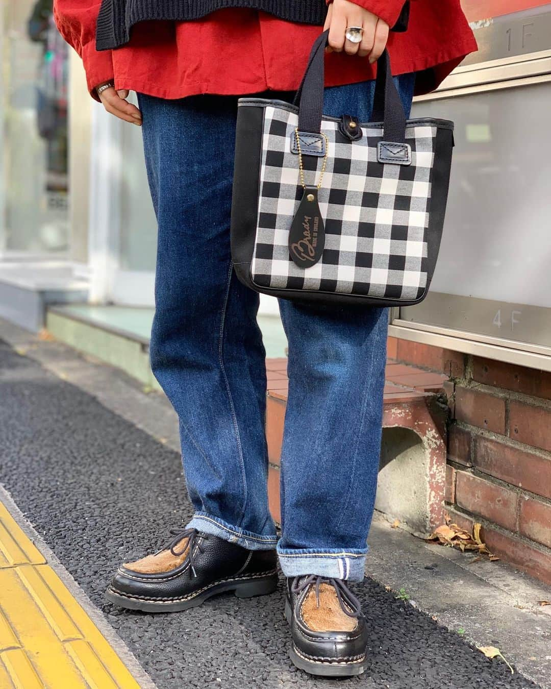 ビームスボーイ原宿さんのインスタグラム写真 - (ビームスボーイ原宿Instagram)「. BEAMS BOY HARAJUKU  STAFF STYLING . トップ画面のストーリーズをタップしご覧ください。 BEAMS公式アプリより、フォローキャンペーンも開催中です。 フォローやお気に入り登録も、この機会にぜひご利用くださいませ。 . . #beamsboy_staff_styling  Information:03-5770-5550 . #beams #beamsboy #ビームス #ビームスボーイ #tokyo #harajuku #ビームスボーイ原宿 #beamsboyharajuku #heavydutyboy」11月28日 18時19分 - beams_boy_official