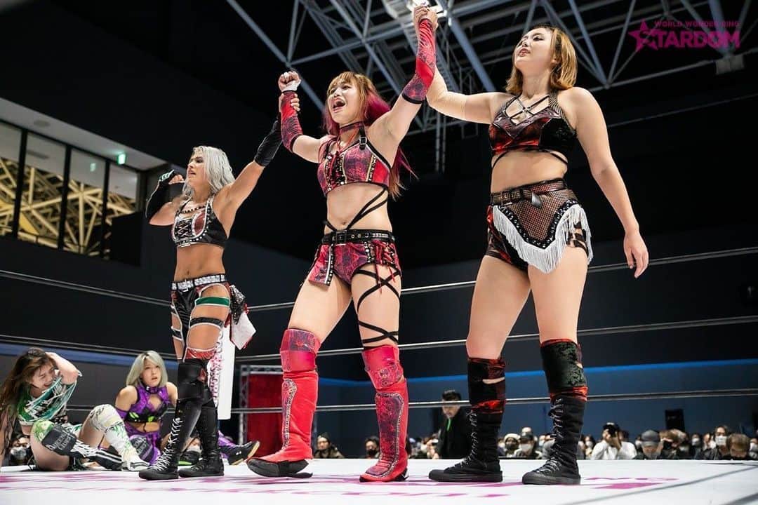 のインスタグラム：「むつマエダアリーナ こけら落とし⭐️勝利👑最高やね！！  またここで試合できるよう頑張ります😊 むつのみなさんまた会いましょう(^^)✨  みんなサラマポ🐈 明日は盛岡！！！  シゲー(о´∀`о)❤︎  #stardom #DDM #prowrestling #aomori #青森　#むつ市」