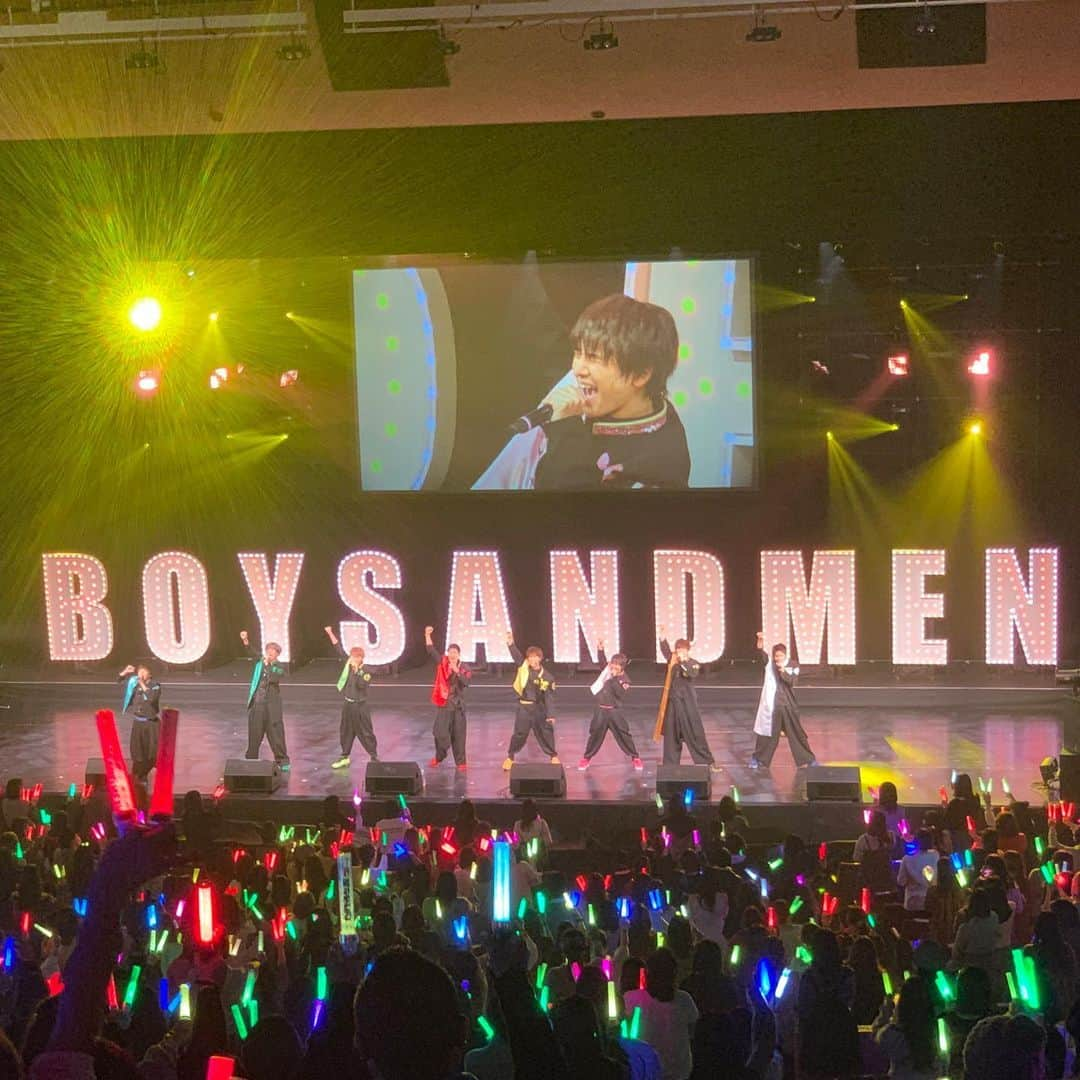 BOYS AND MENさんのインスタグラム写真 - (BOYS AND MENInstagram)「BOYS AND MEN  10th Anniversary　  ボイメン全国ライブツアー 「 BARI BARI★PARTY」 ＠福岡公演  本日はありがとうございました😊  ラスト兵庫公演までぶっちぎります🔥🔥  #ボイメン #ボイメン結成10周年 #ボイメン10周年ツアー #水野勝 #田村侑久 #辻本達規 #小林豊 #本田剛文 #勇翔 #平松賢人 #吉原雅斗 #バリバリ #アチアチ #ラスト兵庫 #福岡」11月28日 18時50分 - boysandmen_official