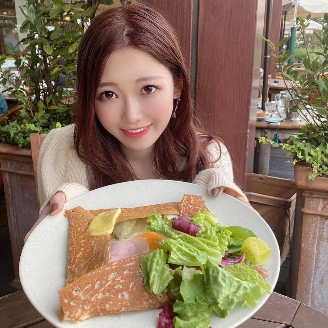 坂本奈優さんのインスタグラム写真 - (坂本奈優Instagram)「♡♡♡﻿ ﻿ Twitterと違う写真載せてみた🇫🇷﻿ ﻿ 残り3日！是非投票よろしくお願いします✨」11月28日 19時00分 - nayu_sakamoto_