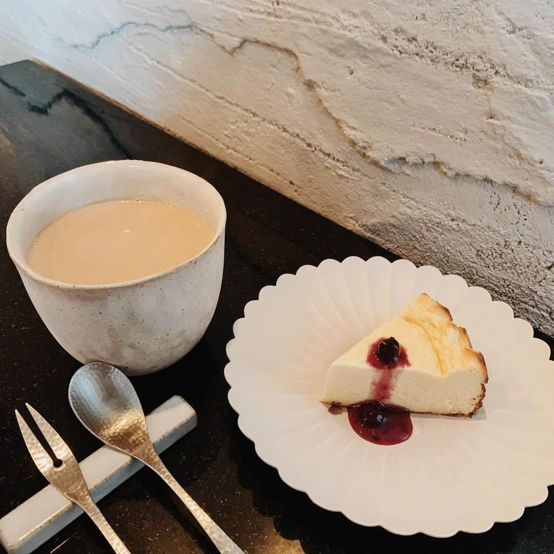 みらののインスタグラム：「ㅤㅤㅤㅤㅤㅤㅤㅤㅤㅤ ㅤㅤㅤㅤㅤㅤㅤㅤㅤㅤ 雰囲気とってもいい所だったー！！ 夜もやってるみたいだからまた夜にも行ってみたい😳🌙.*·̩͙﻿ ﻿ ﻿ #百景﻿ ﻿」