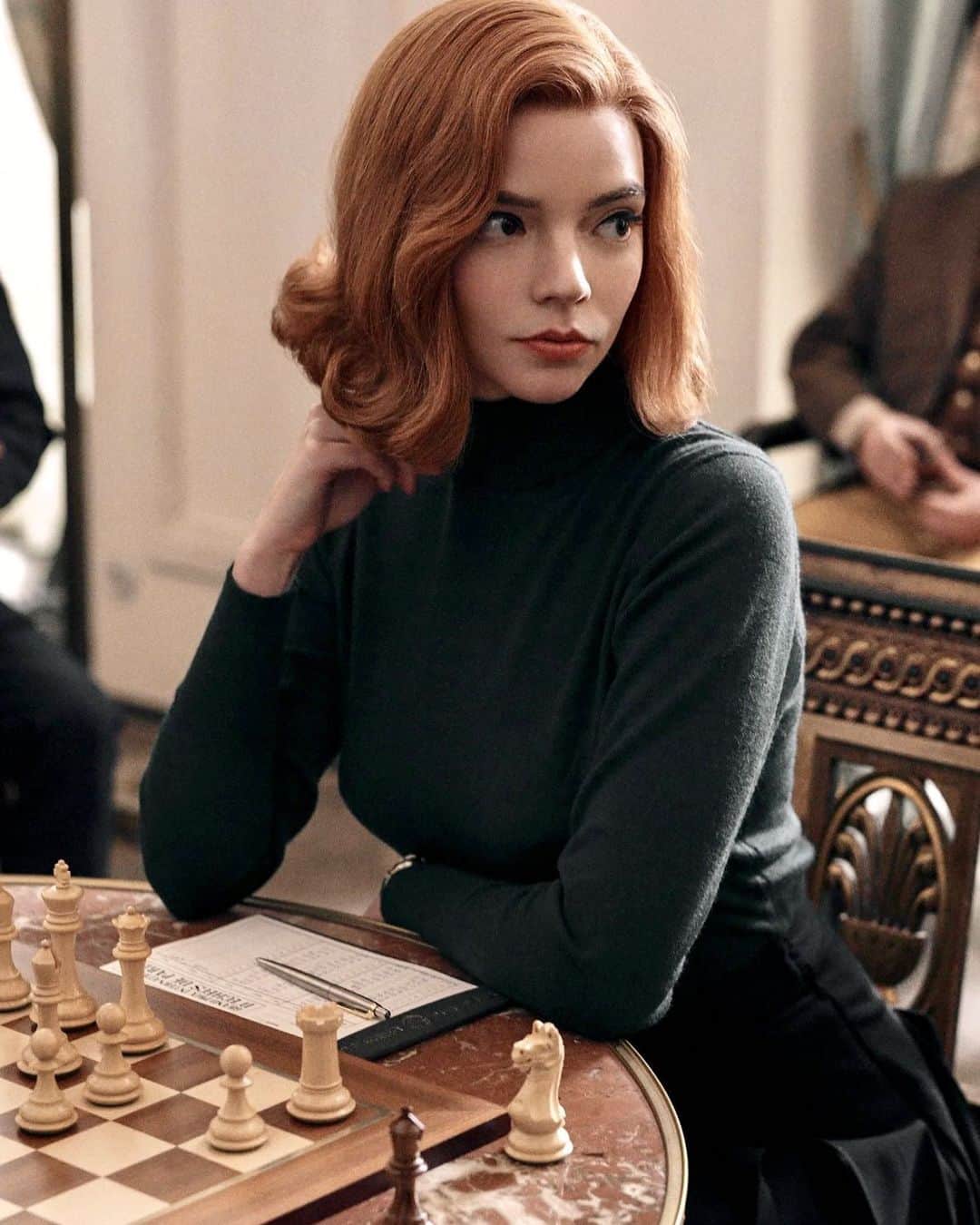 Vogue Parisさんのインスタグラム写真 - (Vogue ParisInstagram)「With the success of The Queen’s Gambit on Netflix, sales of chess sets have skyrocketed. If the cerebral game is on your Christmas list, we’ve found a selection of the chicest sets around to inspire your choice. Check them out on Vogue.fr ♟」11月28日 19時32分 - voguefrance