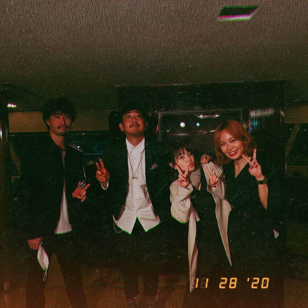ISEKIのインスタグラム：「#沖縄の思い出 #久しぶりの後輩達と」