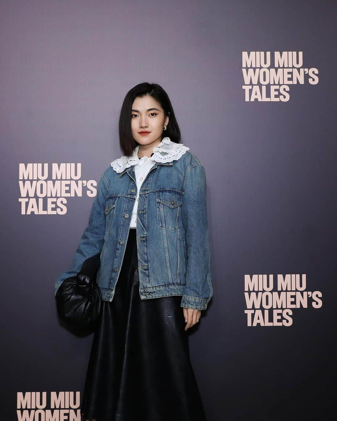 Miu Miuさんのインスタグラム写真 - (Miu MiuInstagram)「#CiciXiang, #JiayeWu, #LeafGreener, #RigelDavis, #RitaWang, #SunnieLovesFashion, #TangHe, #TeacherXu, #WuLing and #Yuyuzhangzou attend a special screening of “In My Room” and "Night Walk", the twentieth and nineteenth chapters of the #MiuMiuWomensTales series in Shanghai.  Discover both Tales at miumiu.com」11月28日 20時16分 - miumiu