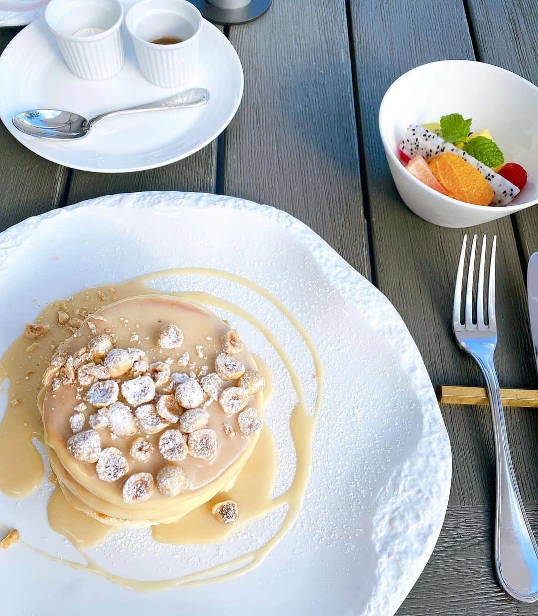 のインスタグラム：「あさごはん🥞 #3億年ぶりにパンケーキ食べた」