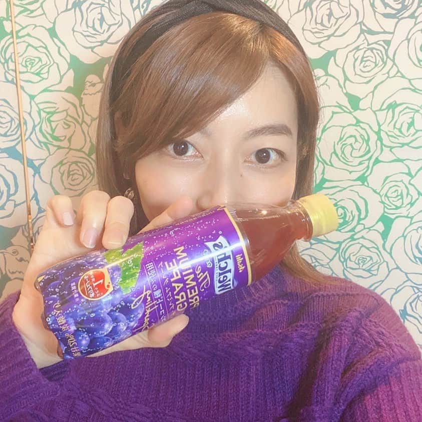 由梨香のインスタグラム：「本日のゆるっと配信、21時からスタートです！  皆さま質問ありがとー😭✨ トークはノープランではあるのだけど笑(でもみんなのお陰で時間足りないかも！笑) 嬉しいお知らせがあるのでお見逃しなくっっ😍💕  こちらから放送します✨ youtu.be/R1gUUjbhvHc  今日は紫星人でお届け🍆  #ゆるっと配信　#大石由梨香」