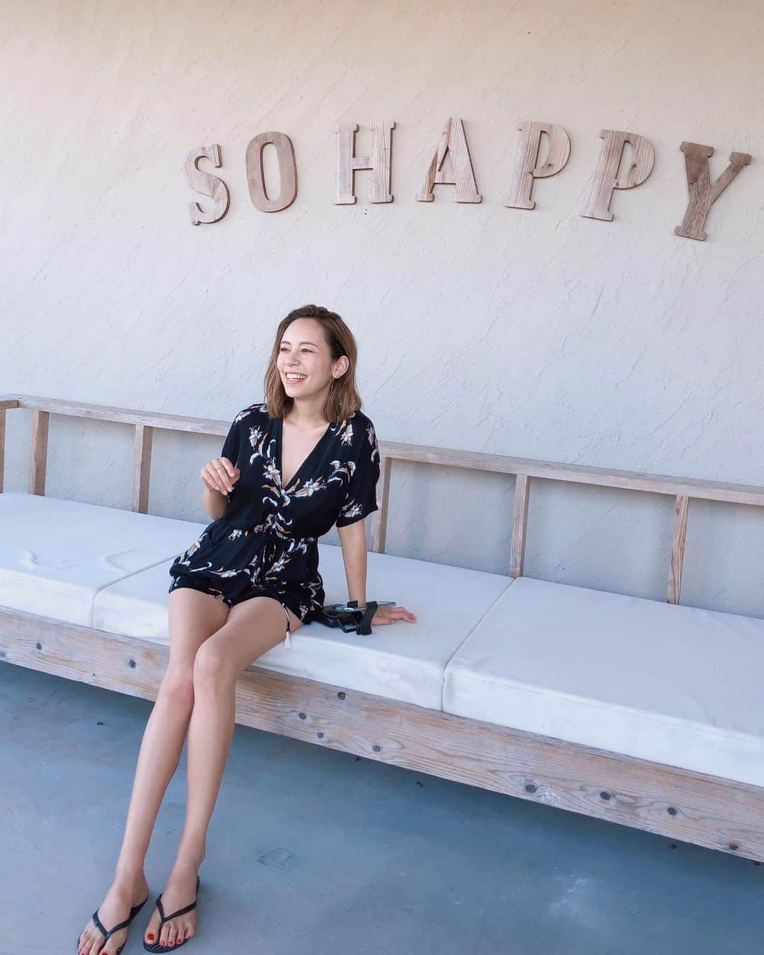 鮎河ナオミのインスタグラム：「ドローンの撮影で沖縄に来てます🛸 ドローンって奥深くて楽しい！！ . . . . . #drone #dronestagram #dronephotography  #okinawa #沖縄」