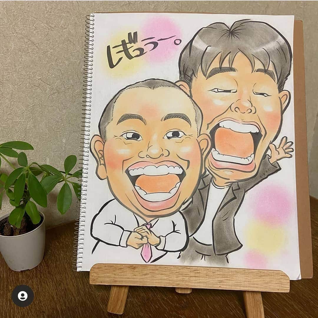 のインスタグラム：「似顔絵イラストを描いていただきましたo(^o^)o  スケッチブックから飛び出してきそうな感じ♪ありがとうございます！  #似顔絵 #イラスト #似顔絵イラスト #スケッチブック #レギュラー　#あるある探険隊 #気絶 #絵」