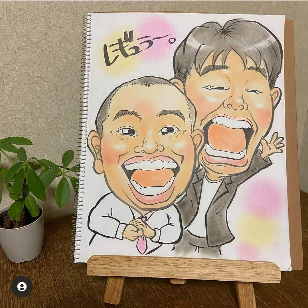 松本康太さんのインスタグラム写真 - (松本康太Instagram)「似顔絵イラストを描いていただきましたo(^o^)o  スケッチブックから飛び出してきそうな感じ♪ありがとうございます！  #似顔絵 #イラスト #似顔絵イラスト #スケッチブック #レギュラー　#あるある探険隊 #気絶 #絵」11月28日 21時08分 - aruarutankentai.matsumoto