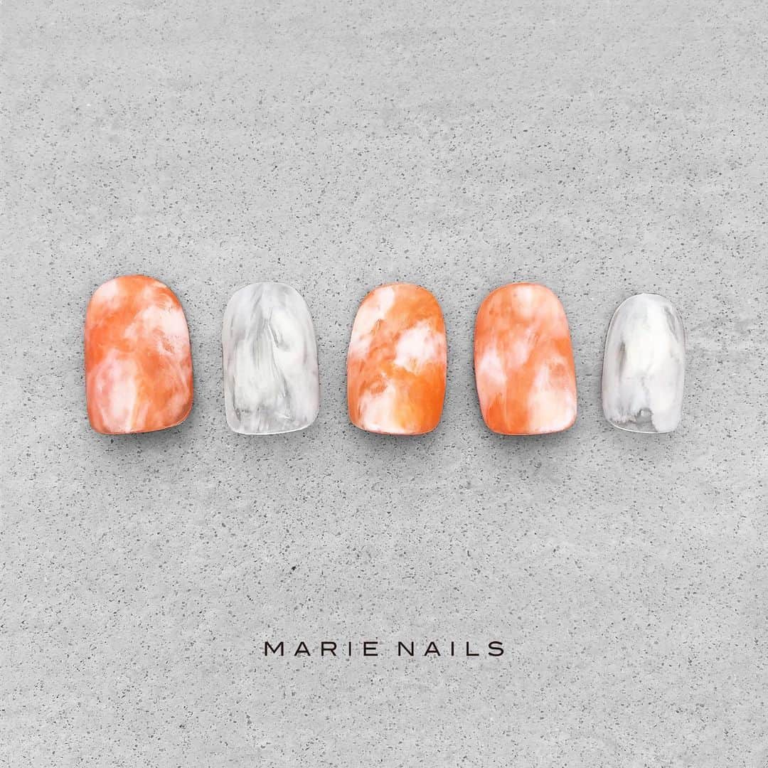 marienails_jpnのインスタグラム：「#nailist #marienails #nail #nails #naildesign #nailart #fashion #いわき #磐田 #洛北 #京都 #梅田 #堀江 #神戸 #マリーネイルズ #ネイルデザイン #ネイル #ジェルネイル #ファッション #ネイルサロン #ネイリスト #お洒落さんと繋がりたい #美甲 #ネイルアート #おしゃれ #コーデ」