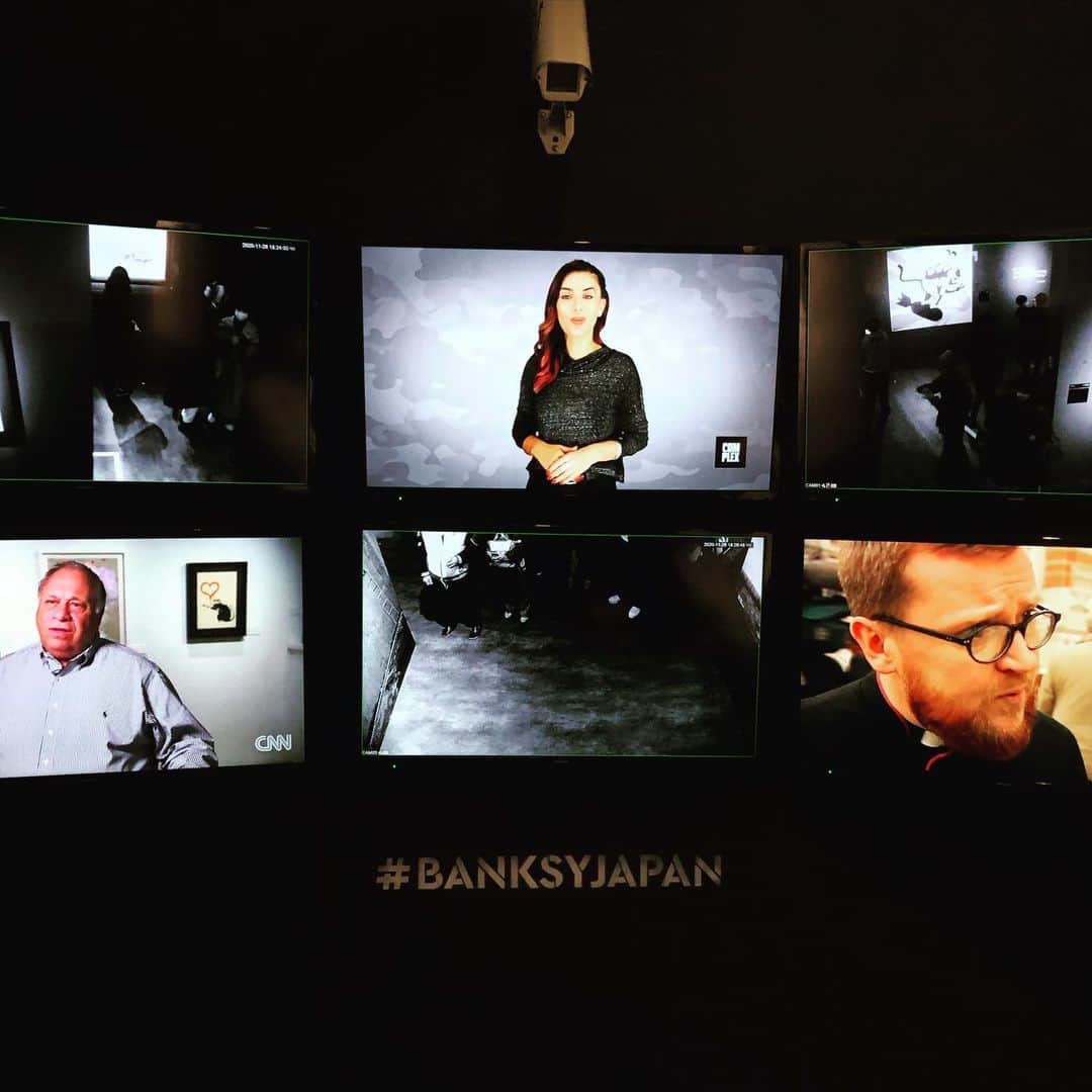 MAINA（小川舞奈）さんのインスタグラム写真 - (MAINA（小川舞奈）Instagram)「防犯カメラつけても 結局捕まえられない。 . . #banksy #banksyjapan #banksyart  #banksy展 #バンクシー展 #バンクシー展天才か反逆者か #バンクシー #バンクシーアート #展示会」11月28日 21時40分 - ssfwmaina