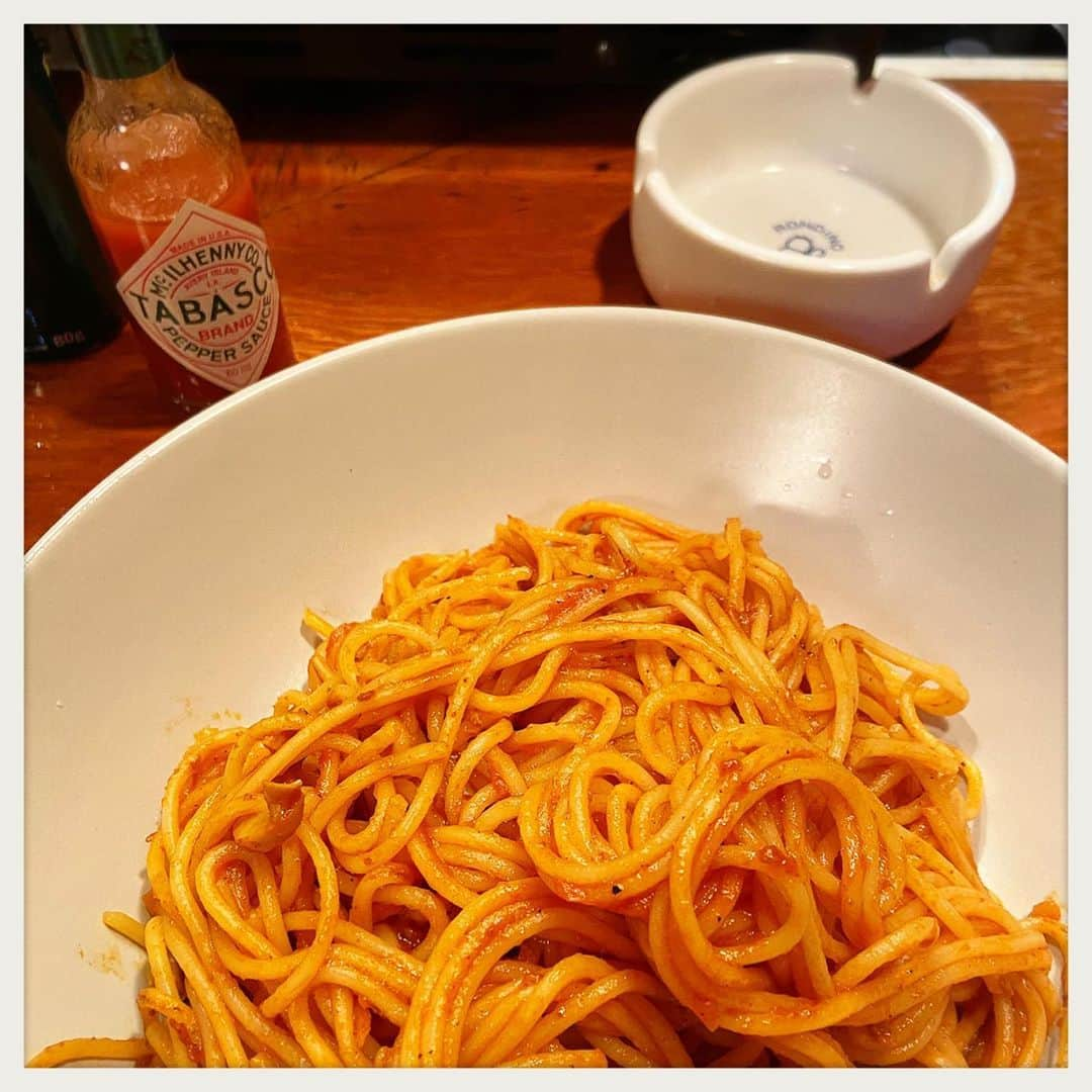 kumikoさんのインスタグラム写真 - (kumikoInstagram)「半世紀以上続く町のカフェ。 スパセットが食べたくて何年お世話になったかしら？」11月28日 21時46分 - makudeco