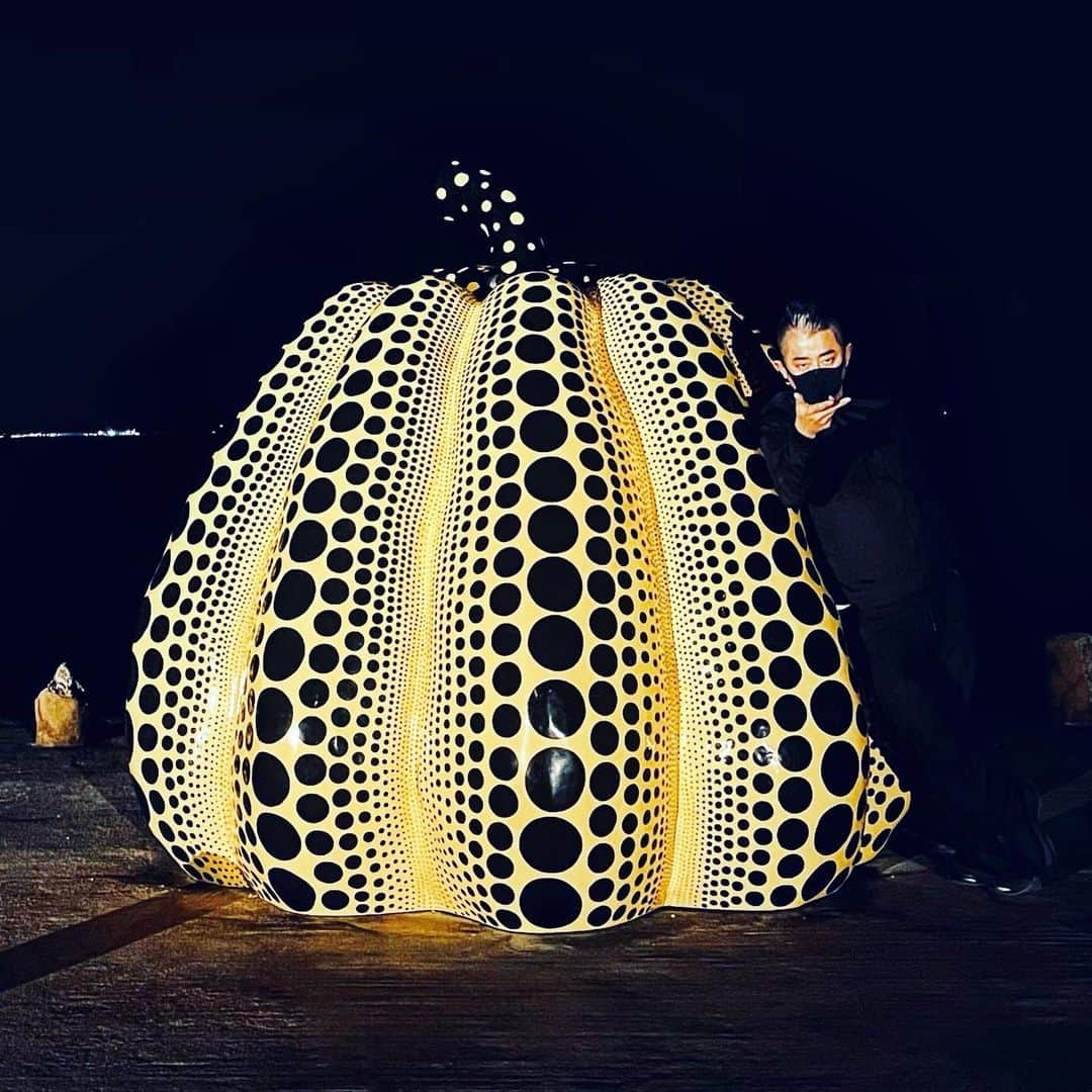 のインスタグラム：「SOMETIMES PUMPKIN NEEDS SOME GOOD WAGYU 😎 SOMETHING WILL BE HAPPENING NEXT YEAR 🔥 . #wagyumafia #pumpkin #yayoikusama」