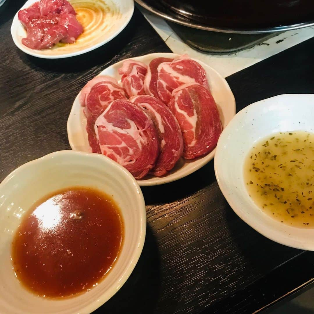 Q太郎さんのインスタグラム写真 - (Q太郎Instagram)「#さいたま市#浦和区#elan#エラン#仕事前に#食事#肉#ジンギスカン#生ラム#ショルダー#ロース」11月28日 22時54分 - qtaro.jun