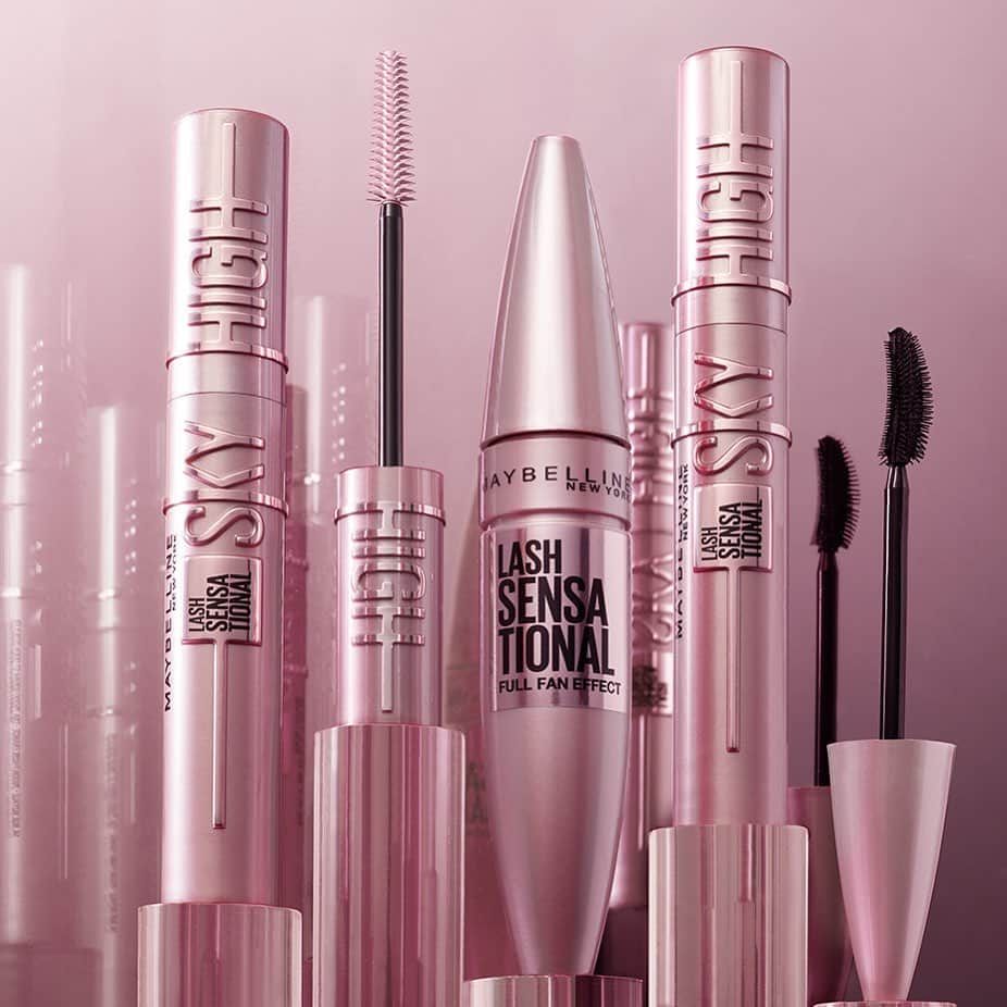 Maybelline New Yorkさんのインスタグラム写真 - (Maybelline New YorkInstagram)「The newest addition to our #lashsensational fam: #skyhighmascara! This game changer has a flexible brush tip  to coat and lengthen every lash! Tap to shop.💕」11月28日 23時03分 - maybelline