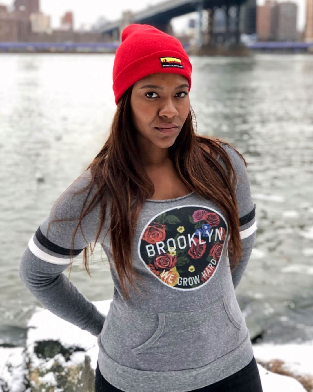 のインスタグラム：「Rushena in the We Grow Hard sweatshirt and the Skyline Beanie. 25% OFF site wide and Free US Domestic shipping this weekend. #liveworkcreate #brooklynindustries」