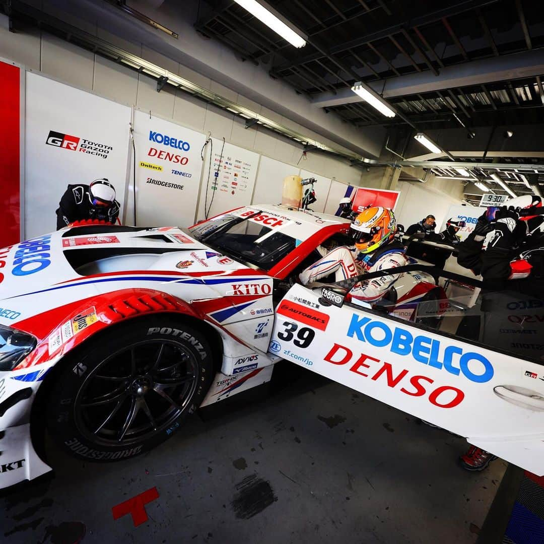 脇阪寿一さんのインスタグラム写真 - (脇阪寿一Instagram)「三橋仁明写真館 SUPER GT Rd8 FUJI SPEEDWAY  Qualifying 2th  @heikkikovalainen  @yuone_n  #supergt #tgrteamsard #toyotagazooracing #grsupra #supraisback  #三橋仁明 #カメラマン」11月28日 23時16分 - juichiwakisaka