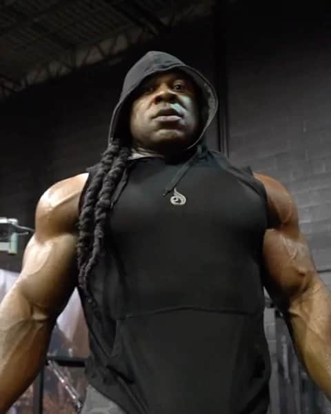 カイ・グリーンのインスタグラム：「Always be the hardest worker in the room!  @Ryderwear’s Black Friday Sale is EXTENDED!  Up to 60% off SiteWide!! “link in bio” - Plus use my code -> KAI10 for an extra 10% off!  - 🔺KGXRW FLYYLYTE 50% off 🔻KAI DMAKS 30% off - #Ryderwear X #KaiGreene」