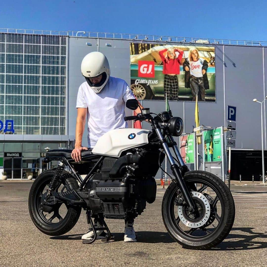 epidemic_motorsさんのインスタグラム写真 - (epidemic_motorsInstagram)「Project Black & White (B&W) k75 by @4ehov.a.p k75#bmw#bmwk100#bmwk75#bmwk75caferacer#bmwk75scrambler#bmwmotorrad#bmwmotorcycle#bmwmotorcycles #epidemic_motors #epidemicmotors」11月29日 1時53分 - epidemic_motors