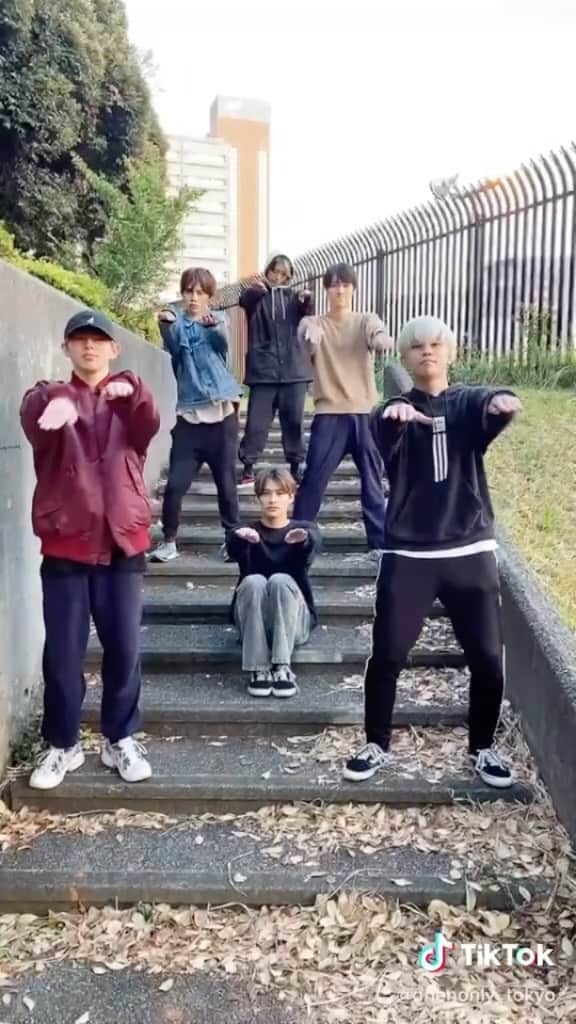 のインスタグラム：「We are ONE N' ONLY!!  EIKU,NAOYA,HAYATO,TETTA,KENSHIN,REI  #ワンエン #ONENONLY #ONO  follow me!!😘🤙」