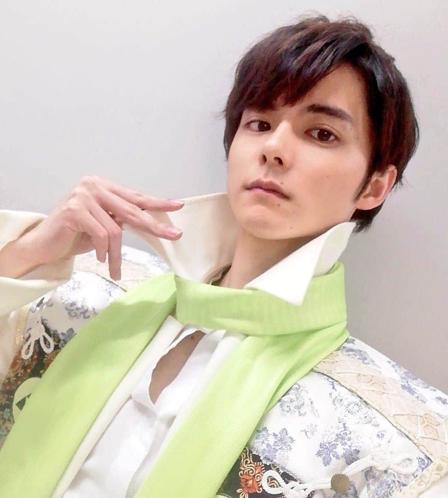 副島和樹のインスタグラム：「#戦国炒飯TV 今週もありがとうございます!!いよいよデビューしました、実家を滅ぼした系アイドル #不用心 武田も今川も愉快な奴らなんで、来週も応援よろしくお願いします😅 北条氏政⭐  ・ ・ #俳優 #メンズアイドル」