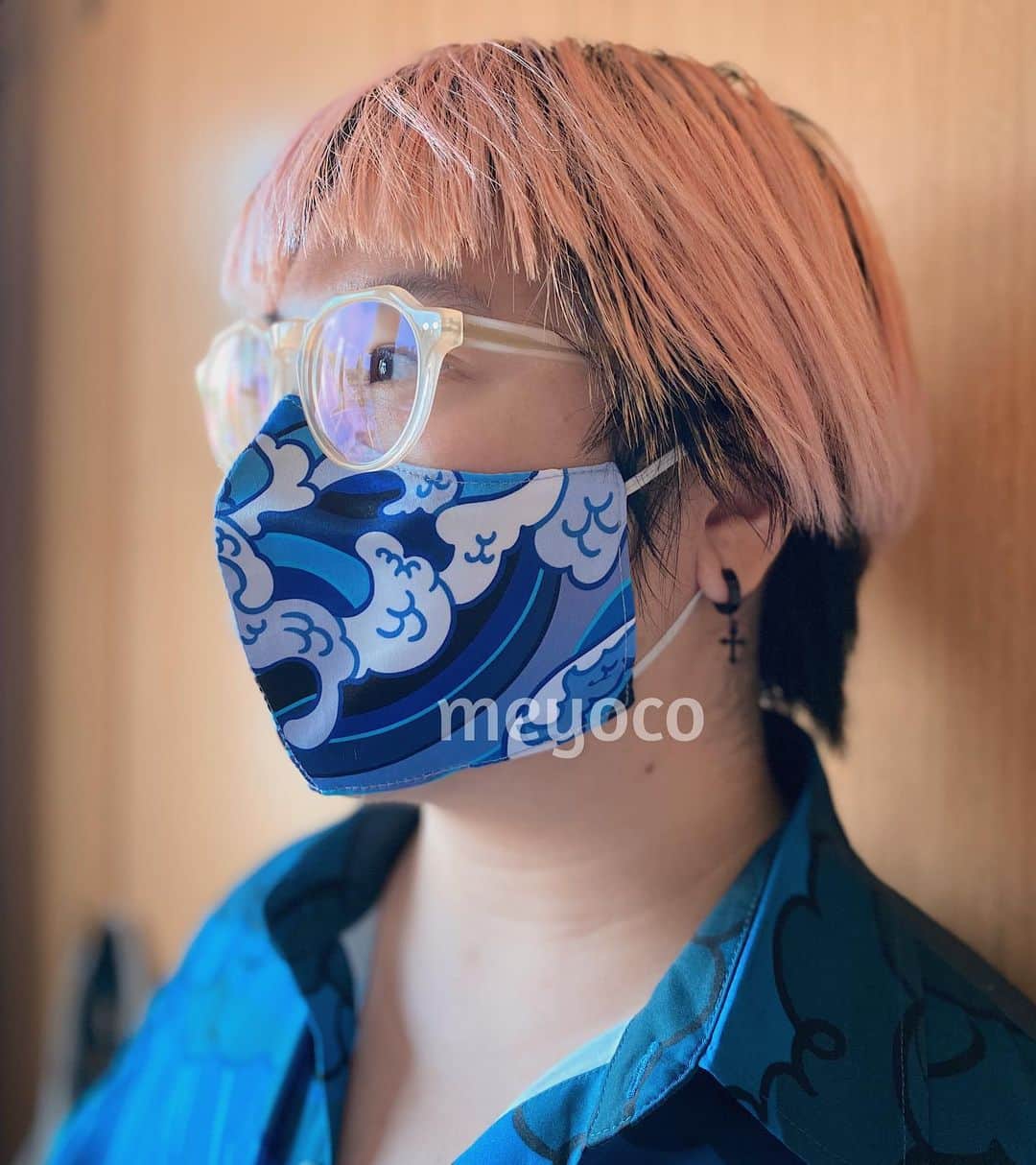 meyocoさんのインスタグラム写真 - (meyocoInstagram)「Ocean Waves face mask has been restocked in all colors! Get them from my non-apparel store. 🌊✨ Link in bio!」11月29日 2時21分 - meyoco