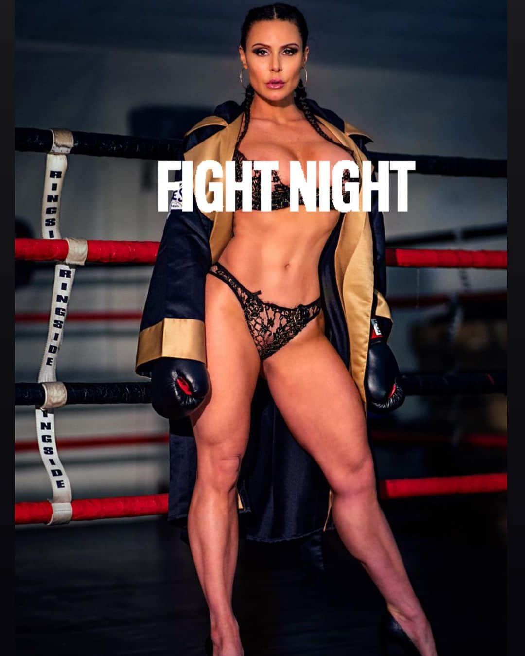 Kendra Lustさんのインスタグラム写真 - (Kendra LustInstagram)「#letsgetreadytorumble #fightnight who do you got ? #MikeTyson vs #RoyJonesJr  i think Tyson will be the winner 🥊🥊 #boxing」11月29日 3時27分 - kendralust