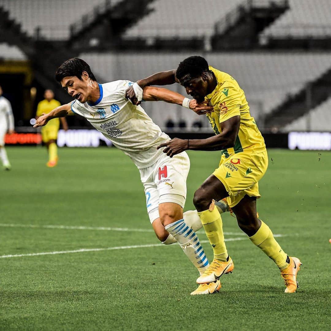 リーグ・アンさんのインスタグラム写真 - (リーグ・アンInstagram)「L’OM enchaine une 4e victoire de suite en @ligue1ubereats ! 👏 . @olympiquedemarseille 🆚  @fcnantes (3-1) . OM record their fourth straight win in Ligue 1 Uber Eats . #Marseille #OM #Nantes #FCN #Ligue1UberEats」11月29日 3時36分 - ligue1ubereats