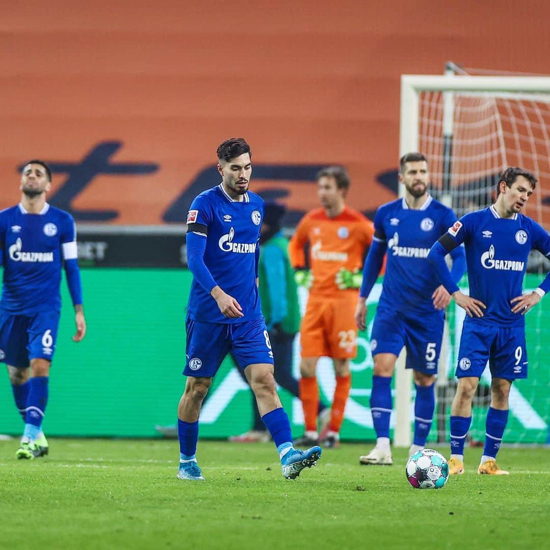 シャルケ04さんのインスタグラム写真 - (シャルケ04Instagram)「Die Punkte bleiben am Niederrhein 😔 . . No points for the Royal Blues 😔 . . #BMGS04 #Schalke #S04 #Matchday #Football #Soccer #Bundesliga #Knappen #WirLebenDich #🔵⚪️」11月29日 4時24分 - s04