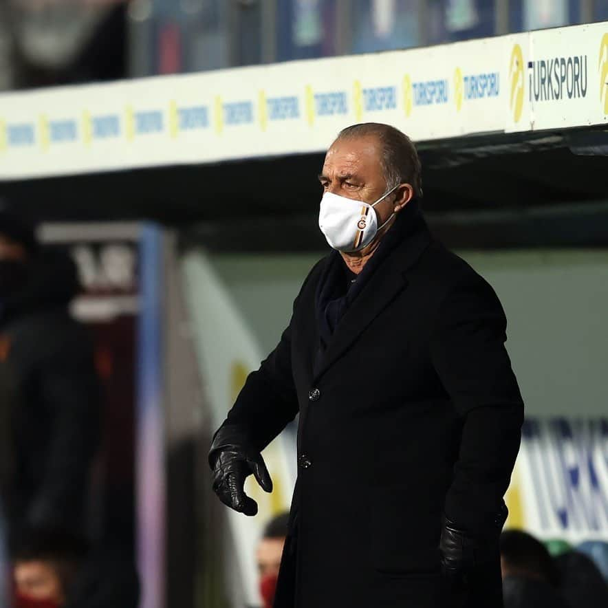 ガラタサライSKさんのインスタグラム写真 - (ガラタサライSKInstagram)「👑 İmparator @fatihterim!」11月29日 4時36分 - galatasaray