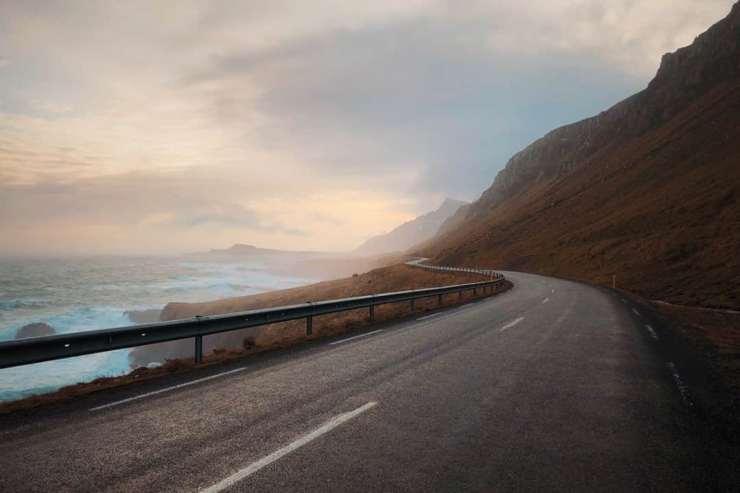National Geographic Travelさんのインスタグラム写真 - (National Geographic TravelInstagram)「Photo by Matt Borowick @mborowick / The most famous road in Iceland is the Ring Road (Route 1), which loops around the country spanning over 800 miles (1,287 kilometers). Taking into consideration the constantly changing weather and road conditions, this is by far the best road to explore if you want to see the entire island in one go but have limited time. I wouldn’t advise cramming the whole drive into less than two weeks, but it is possible to drive it even if you only have a short weekend.  Follow @mborowick for more pictures like this. #nature #iceland #adventure #wilderness #island」11月29日 4時36分 - natgeotravel
