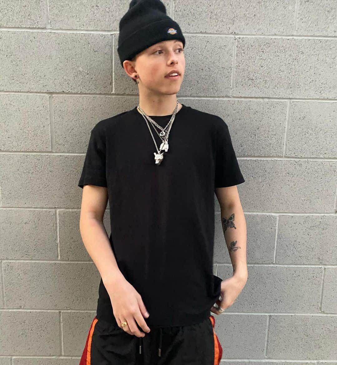 ジェイコブ・ザルトリウスのインスタグラム：「you made me wanna live ♾ now i wanna⚰️」