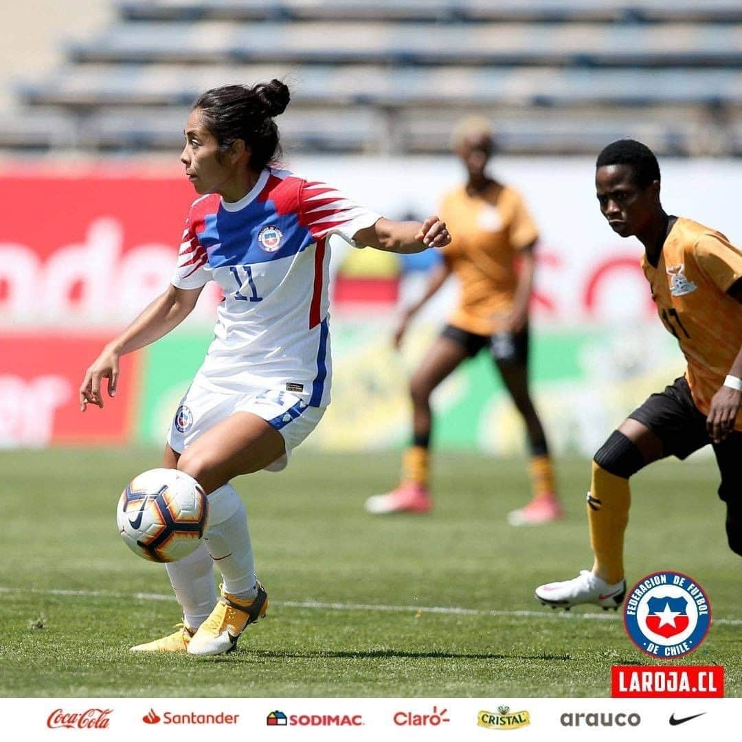 サッカーチリ代表チームさんのインスタグラム写真 - (サッカーチリ代表チームInstagram)「🇨🇱😍 Las postales del cotejo de #LaRojaFemenina ante Zambia  El fútbol da revanchas y este martes nos volveremos a enfrentar a las africanas en el Estadio Nacional. 💪⚽  📸 Carlos Parra (@parrazagal)  Comunicaciones ANFP   #Chile #LaRoja #SelecciónChilena」11月29日 6時30分 - laroja