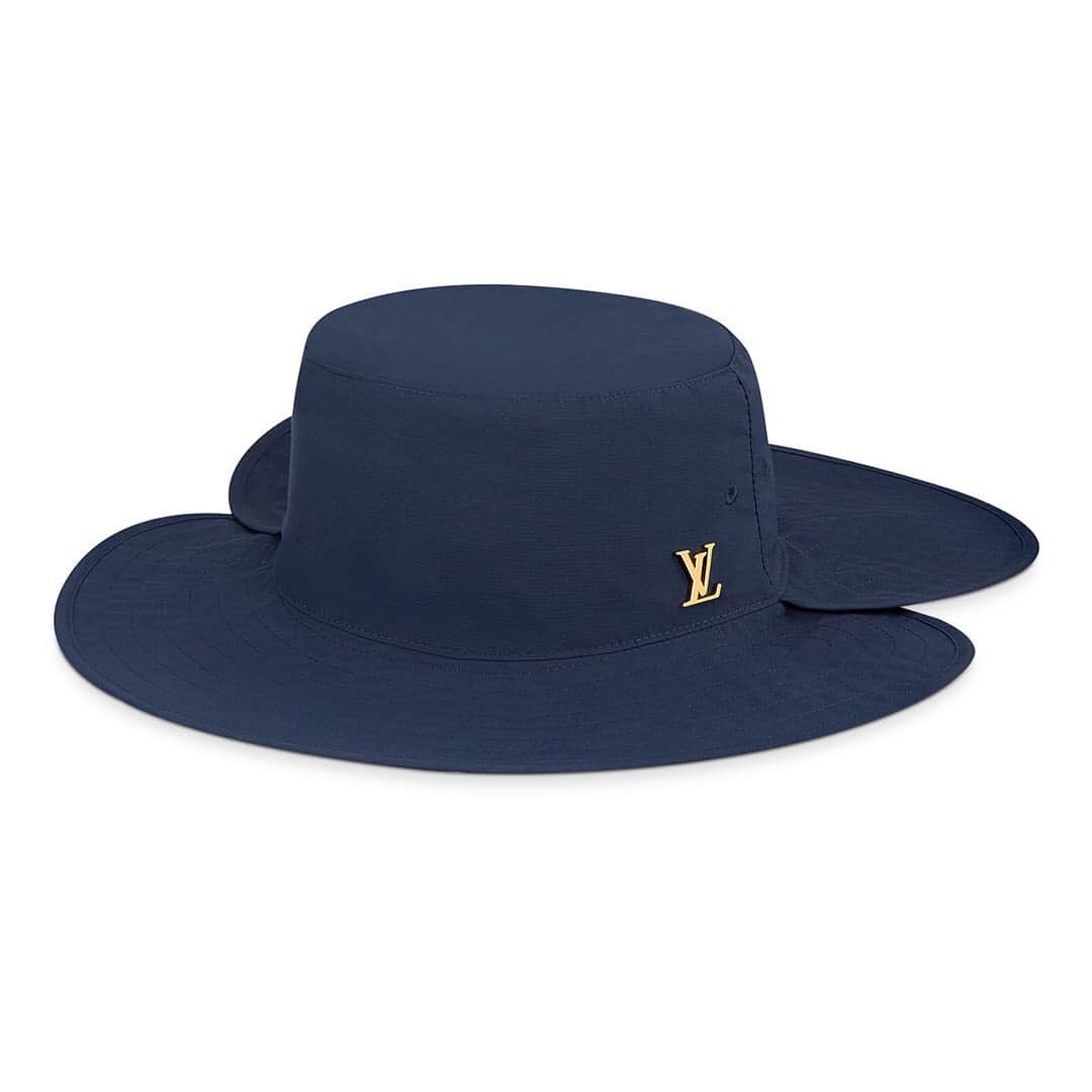 HYPEBEASTさんのインスタグラム写真 - (HYPEBEASTInstagram)「@hypebeaststyle: @louisvuitton has just released a luxurious take on the outdoors sun hat. Named the LV Hiker Hat, the piece of headwear is made from lightweight foldable fabric that sees oversized construction in a modern shape. Sitting at 23.6 inches, the hat offers protection from sunlight at the front along with neck protection at the back. Priced at $750 USD, the hat is available to order now.⁠⠀ Photo: Louis Vuitton」11月29日 7時16分 - hypebeast