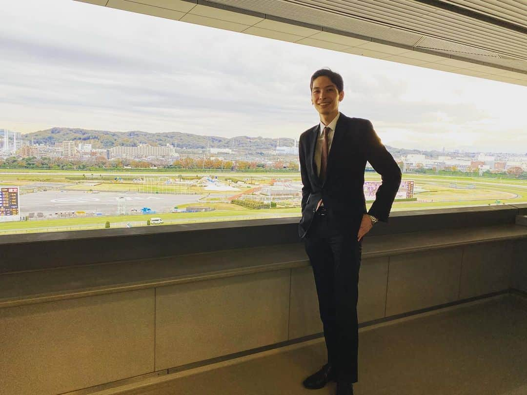 守屋光治さんのインスタグラム写真 - (守屋光治Instagram)「「LONGINES」のイベントで ジャパンカップを見てきました。 初競馬、最高でした！ アーモンドアイおめでとう🎉  #LONGINES #LonginesSpirit #ThePioneerSpiritLivesOn」11月29日 18時06分 - kojimoriya327