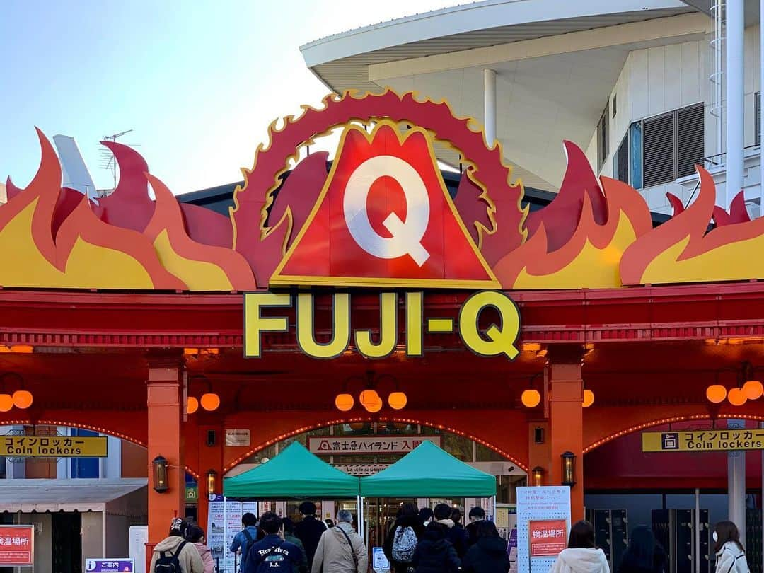 相沢みなみさんのインスタグラム写真 - (相沢みなみInstagram)「初 Fuji-Q 🗻🎢 楽しかったー☺️ . this is my first visit to Fuji-Q Highland ⭐︎ . 愉快的富士急游乐场🔥 . #相沢みなみ  #fujiq」11月29日 18時07分 - epoint2016