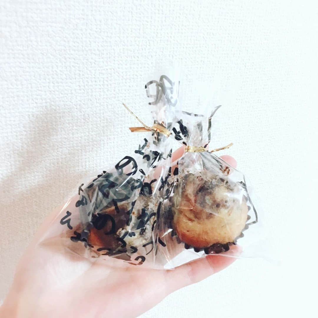 平野由実のインスタグラム：「子どもたちが作ってくれました！ 手作りマフィン。 うれしい☺️  #子どもたちの手作り #手作りマフィン #嬉しいギフト」